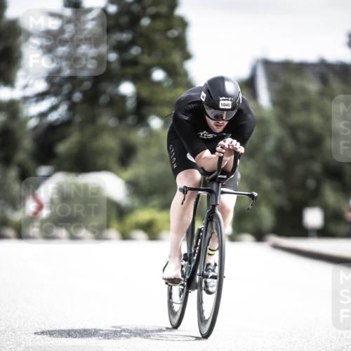 21.06.2026 - 29. Vierlanden-Triathlon H.Heesch http://msf.ph/oto/9923037 21.06.2026 13:02:18 Radfahren 1040 meine-sportfotos.de