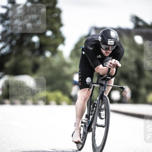21.06.2026 - 29. Vierlanden-Triathlon H.Heesch http://msf.ph/oto/9923040 21.06.2026 13:02:18 Radfahren 1040 meine-sportfotos.de