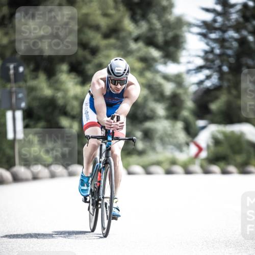 21.06.2026 - 29. Vierlanden-Triathlon H.Heesch http://msf.ph/oto/9923083 21.06.2026 13:02:30 Radfahren 1045 meine-sportfotos.de