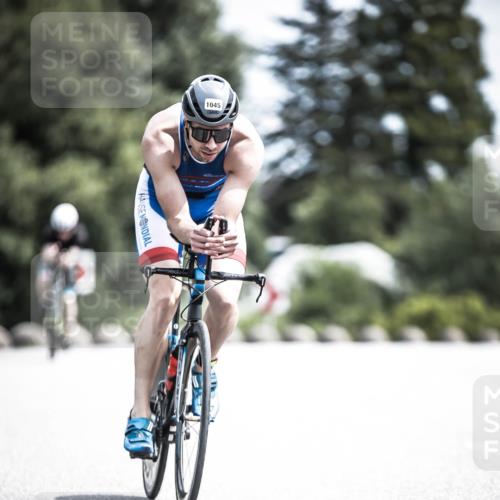 21.06.2026 - 29. Vierlanden-Triathlon H.Heesch http://msf.ph/oto/9923088 21.06.2026 13:02:30 Radfahren 1045 meine-sportfotos.de