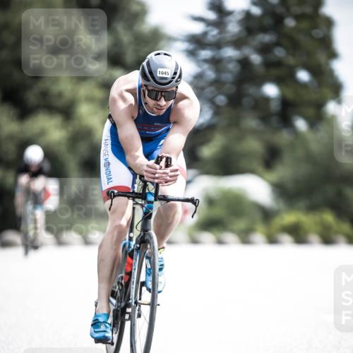 21.06.2026 - 29. Vierlanden-Triathlon H.Heesch http://msf.ph/oto/9923089 21.06.2026 13:02:30 Radfahren 1045 meine-sportfotos.de