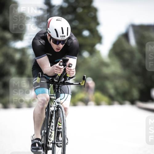 21.06.2026 - 29. Vierlanden-Triathlon H.Heesch http://msf.ph/oto/9923098 21.06.2026 13:02:33 Radfahren 1056, 1056 meine-sportfotos.de