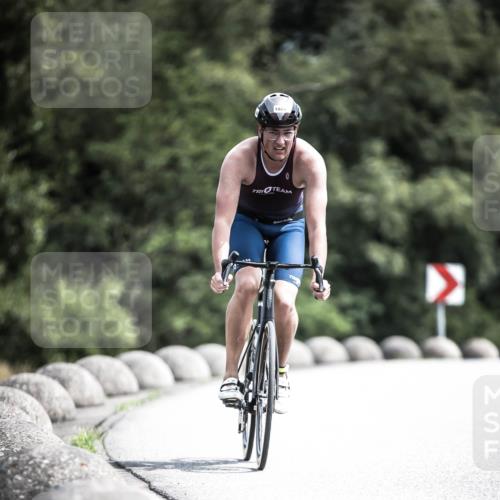 21.06.2026 - 29. Vierlanden-Triathlon H.Heesch http://msf.ph/oto/9923107 21.06.2026 13:02:39 Radfahren 1049 meine-sportfotos.de