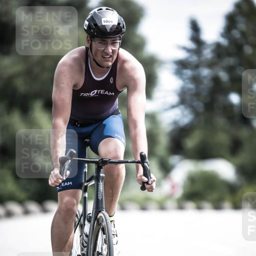 21.06.2026 - 29. Vierlanden-Triathlon H.Heesch http://msf.ph/oto/9923123 21.06.2026 13:02:40 Radfahren 1049 meine-sportfotos.de