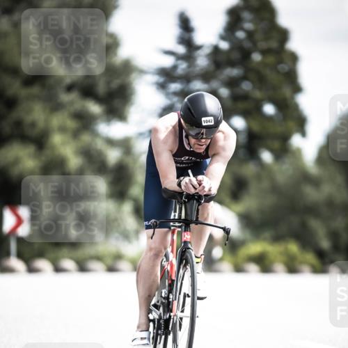 21.06.2026 - 29. Vierlanden-Triathlon H.Heesch http://msf.ph/oto/9923132 21.06.2026 13:02:48 Radfahren 1042 meine-sportfotos.de