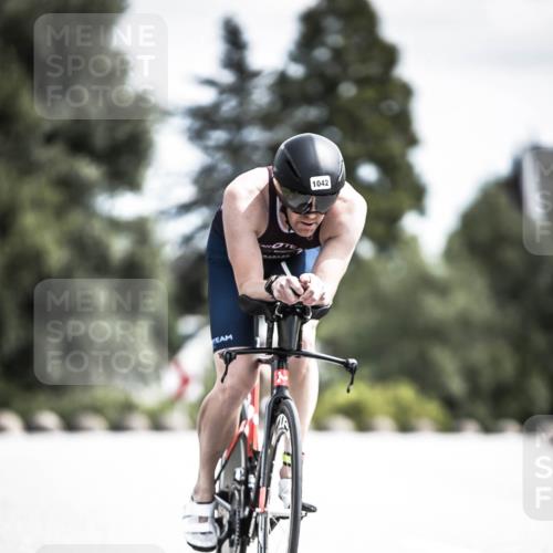 21.06.2026 - 29. Vierlanden-Triathlon H.Heesch http://msf.ph/oto/9923134 21.06.2026 13:02:48 Radfahren 1042 meine-sportfotos.de