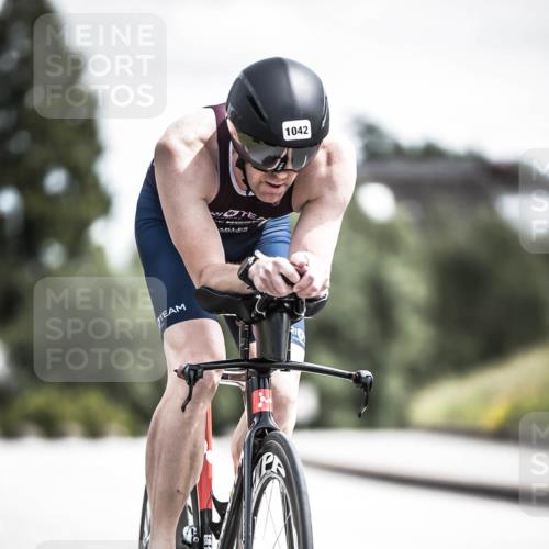 21.06.2026 - 29. Vierlanden-Triathlon H.Heesch http://msf.ph/oto/9923142 21.06.2026 13:02:49 Radfahren 1042 meine-sportfotos.de
