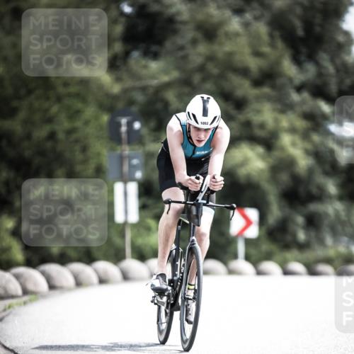 21.06.2026 - 29. Vierlanden-Triathlon H.Heesch http://msf.ph/oto/9923147 21.06.2026 13:02:53 Radfahren 1052 meine-sportfotos.de