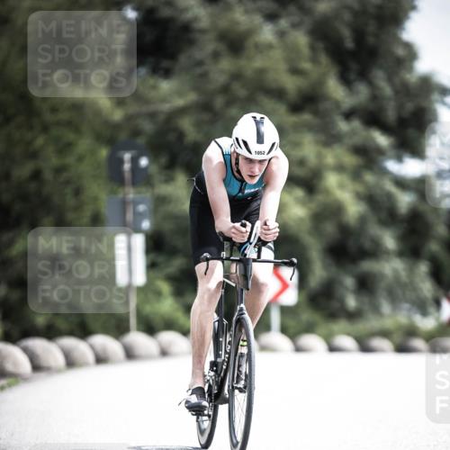 21.06.2026 - 29. Vierlanden-Triathlon H.Heesch http://msf.ph/oto/9923148 21.06.2026 13:02:53 Radfahren 1052 meine-sportfotos.de