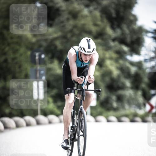 21.06.2026 - 29. Vierlanden-Triathlon H.Heesch http://msf.ph/oto/9923149 21.06.2026 13:02:53 Radfahren 1052 meine-sportfotos.de