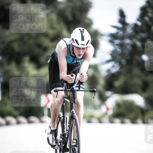 21.06.2026 - 29. Vierlanden-Triathlon H.Heesch http://msf.ph/oto/9923155 21.06.2026 13:02:54 Radfahren 1052 meine-sportfotos.de