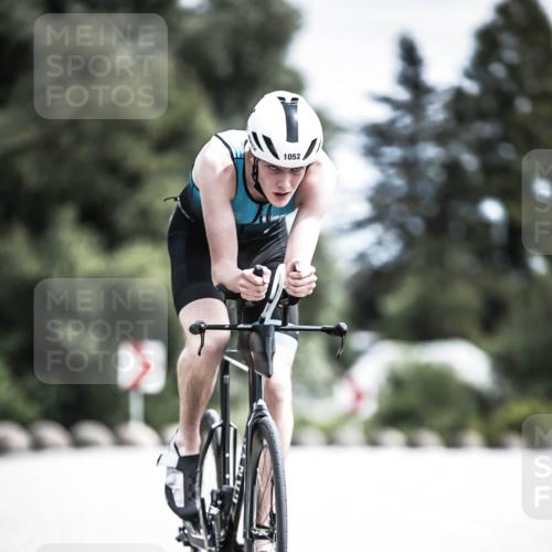21.06.2026 - 29. Vierlanden-Triathlon H.Heesch http://msf.ph/oto/9923156 21.06.2026 13:02:54 Radfahren 1052 meine-sportfotos.de