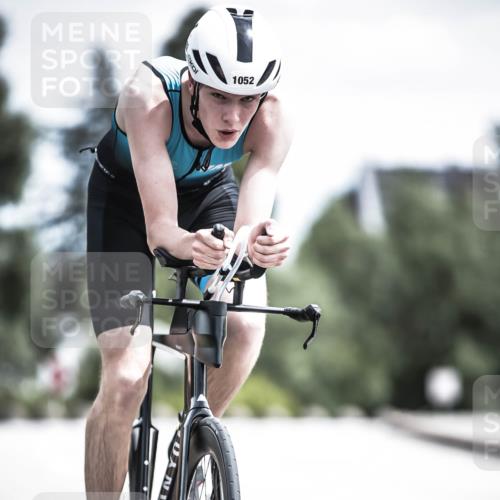21.06.2026 - 29. Vierlanden-Triathlon H.Heesch http://msf.ph/oto/9923163 21.06.2026 13:02:54 Radfahren 1052 meine-sportfotos.de