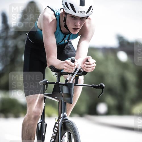 21.06.2026 - 29. Vierlanden-Triathlon H.Heesch http://msf.ph/oto/9923165 21.06.2026 13:02:54 Radfahren 1052 meine-sportfotos.de