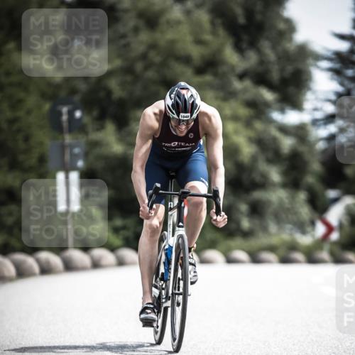 21.06.2026 - 29. Vierlanden-Triathlon H.Heesch http://msf.ph/oto/9923170 21.06.2026 13:03:09 Radfahren 1048 meine-sportfotos.de
