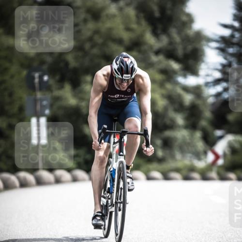 21.06.2026 - 29. Vierlanden-Triathlon H.Heesch http://msf.ph/oto/9923171 21.06.2026 13:03:09 Radfahren 11, 1048 meine-sportfotos.de