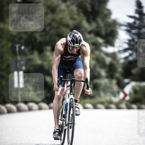 21.06.2026 - 29. Vierlanden-Triathlon H.Heesch http://msf.ph/oto/9923172 21.06.2026 13:03:09 Radfahren 1048 meine-sportfotos.de