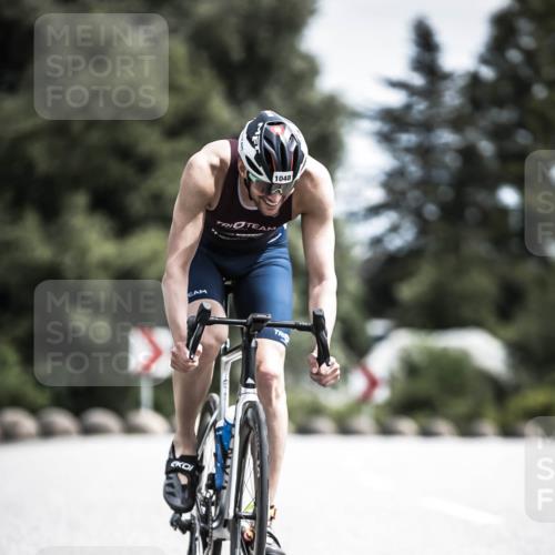 21.06.2026 - 29. Vierlanden-Triathlon H.Heesch http://msf.ph/oto/9923177 21.06.2026 13:03:09 Radfahren 1048 meine-sportfotos.de