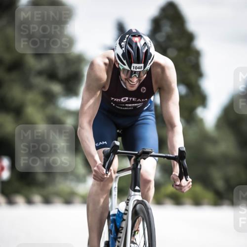 21.06.2026 - 29. Vierlanden-Triathlon H.Heesch http://msf.ph/oto/9923184 21.06.2026 13:03:09 Radfahren 1048 meine-sportfotos.de