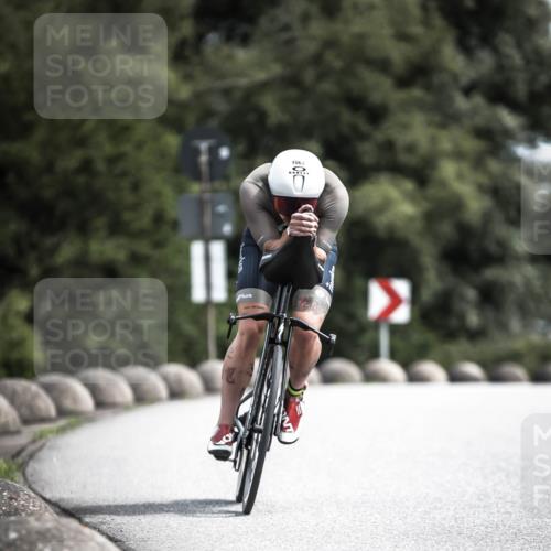21.06.2026 - 29. Vierlanden-Triathlon H.Heesch http://msf.ph/oto/9923193 21.06.2026 13:03:37 Radfahren 1063, 0 meine-sportfotos.de