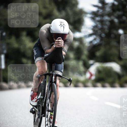21.06.2026 - 29. Vierlanden-Triathlon H.Heesch http://msf.ph/oto/9923202 21.06.2026 13:03:37 Radfahren 1063 meine-sportfotos.de