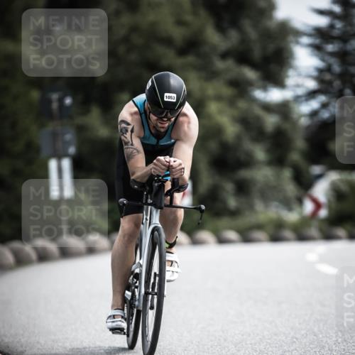 21.06.2026 - 29. Vierlanden-Triathlon H.Heesch http://msf.ph/oto/9923233 21.06.2026 13:03:48 Radfahren 11, 1053 meine-sportfotos.de
