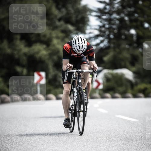 21.06.2026 - 29. Vierlanden-Triathlon H.Heesch http://msf.ph/oto/9923250 21.06.2026 13:03:56 Radfahren 1092 meine-sportfotos.de