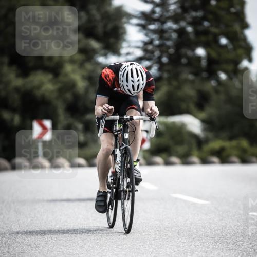 21.06.2026 - 29. Vierlanden-Triathlon H.Heesch http://msf.ph/oto/9923252 21.06.2026 13:03:56 Radfahren 1093 meine-sportfotos.de