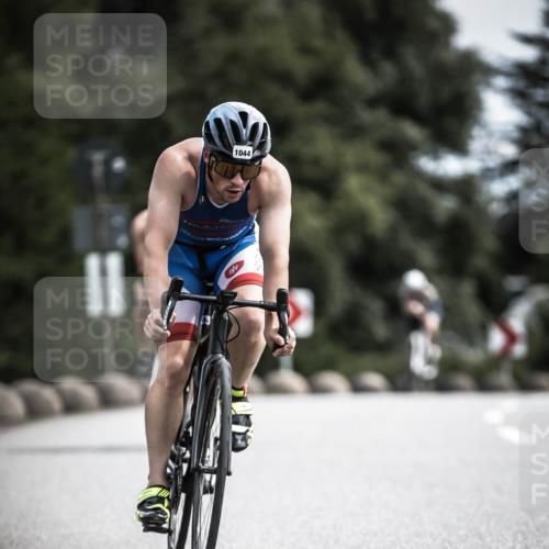 21.06.2026 - 29. Vierlanden-Triathlon H.Heesch http://msf.ph/oto/9923286 21.06.2026 13:04:11 Radfahren 1044 meine-sportfotos.de