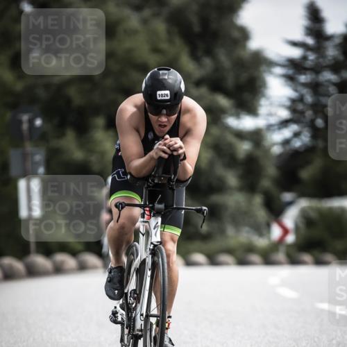 21.06.2026 - 29. Vierlanden-Triathlon H.Heesch http://msf.ph/oto/9923297 21.06.2026 13:04:12 Radfahren 1026 meine-sportfotos.de
