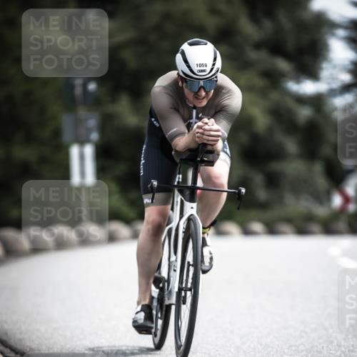 21.06.2026 - 29. Vierlanden-Triathlon H.Heesch http://msf.ph/oto/9923312 21.06.2026 13:04:15 Radfahren 11, 1059 meine-sportfotos.de