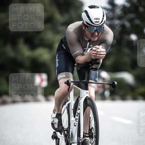 21.06.2026 - 29. Vierlanden-Triathlon H.Heesch http://msf.ph/oto/9923318 21.06.2026 13:04:15 Radfahren 9, 240, 1059 meine-sportfotos.de
