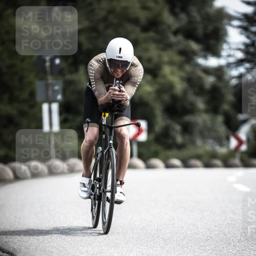 21.06.2026 - 29. Vierlanden-Triathlon H.Heesch http://msf.ph/oto/9923330 21.06.2026 13:04:20 Radfahren 11, 1066 meine-sportfotos.de