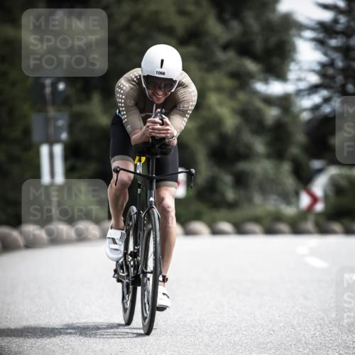 21.06.2026 - 29. Vierlanden-Triathlon H.Heesch http://msf.ph/oto/9923332 21.06.2026 13:04:21 Radfahren 1066 meine-sportfotos.de