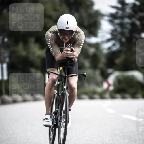 21.06.2026 - 29. Vierlanden-Triathlon H.Heesch http://msf.ph/oto/9923337 21.06.2026 13:04:21 Radfahren 1066 meine-sportfotos.de