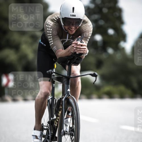 21.06.2026 - 29. Vierlanden-Triathlon H.Heesch http://msf.ph/oto/9923343 21.06.2026 13:04:21 Radfahren 1066 meine-sportfotos.de