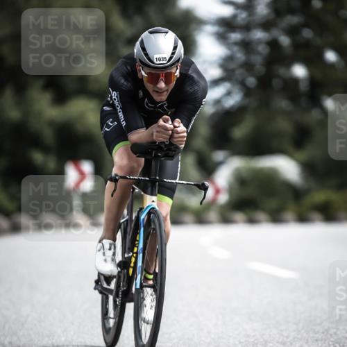21.06.2026 - 29. Vierlanden-Triathlon H.Heesch http://msf.ph/oto/9923354 21.06.2026 13:04:29 Radfahren 1035 meine-sportfotos.de