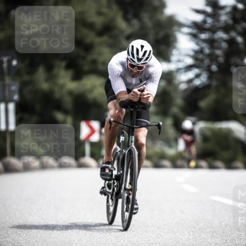 21.06.2026 - 29. Vierlanden-Triathlon H.Heesch http://msf.ph/oto/9923363 21.06.2026 13:04:48 Radfahren 11 meine-sportfotos.de