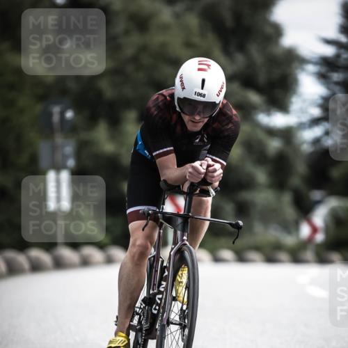 21.06.2026 - 29. Vierlanden-Triathlon H.Heesch http://msf.ph/oto/9923382 21.06.2026 13:04:53 Radfahren 11, 1068 meine-sportfotos.de
