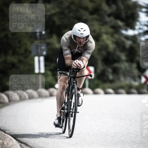 21.06.2026 - 29. Vierlanden-Triathlon H.Heesch http://msf.ph/oto/9923400 21.06.2026 13:05:06 Radfahren 1061 meine-sportfotos.de