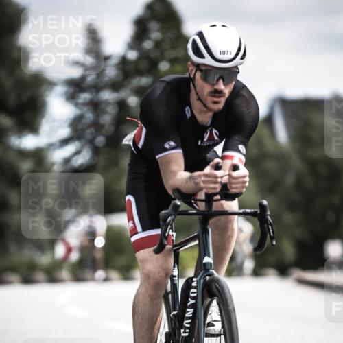 21.06.2026 - 29. Vierlanden-Triathlon H.Heesch http://msf.ph/oto/9923441 21.06.2026 13:05:18 Radfahren 1071 meine-sportfotos.de