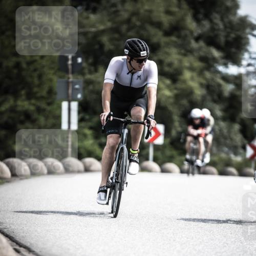 21.06.2026 - 29. Vierlanden-Triathlon H.Heesch http://msf.ph/oto/9923446 21.06.2026 13:05:24 Radfahren 1027 meine-sportfotos.de