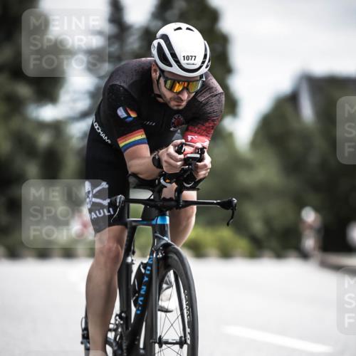 21.06.2026 - 29. Vierlanden-Triathlon H.Heesch http://msf.ph/oto/9923494 21.06.2026 13:05:34 Radfahren 1077 meine-sportfotos.de