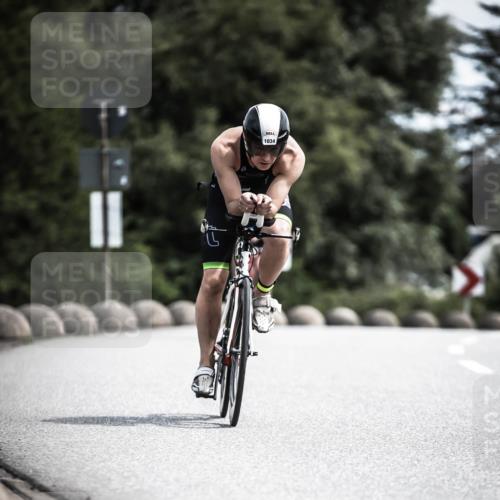 21.06.2026 - 29. Vierlanden-Triathlon H.Heesch http://msf.ph/oto/9923506 21.06.2026 13:05:42 Radfahren 11, 1034 meine-sportfotos.de