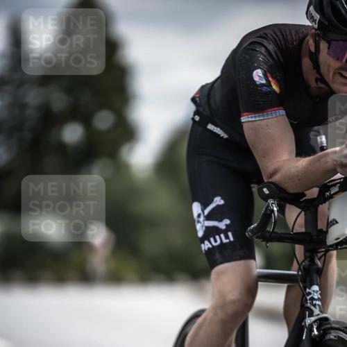 21.06.2026 - 29. Vierlanden-Triathlon H.Heesch http://msf.ph/oto/9923518 21.06.2026 13:30:40 Radfahren 1094 meine-sportfotos.de