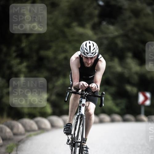 21.06.2026 - 29. Vierlanden-Triathlon H.Heesch http://msf.ph/oto/9923522 21.06.2026 13:30:47 Radfahren 1195 meine-sportfotos.de