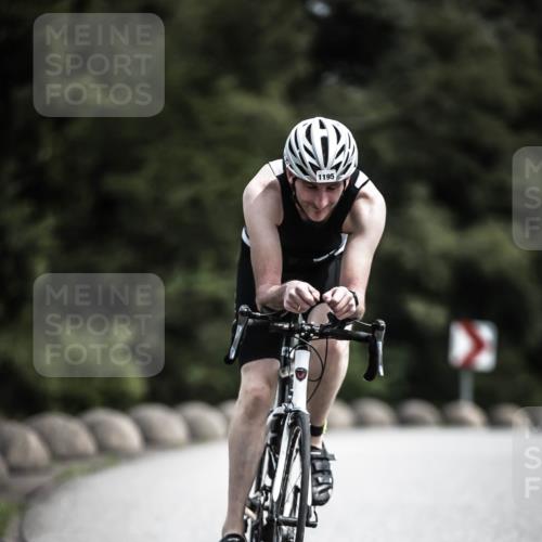 21.06.2026 - 29. Vierlanden-Triathlon H.Heesch http://msf.ph/oto/9923526 21.06.2026 13:30:47 Radfahren 1195 meine-sportfotos.de