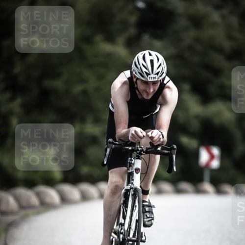 21.06.2026 - 29. Vierlanden-Triathlon H.Heesch http://msf.ph/oto/9923527 21.06.2026 13:30:47 Radfahren 1195 meine-sportfotos.de