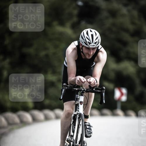 21.06.2026 - 29. Vierlanden-Triathlon H.Heesch http://msf.ph/oto/9923528 21.06.2026 13:30:47 Radfahren 1195 meine-sportfotos.de