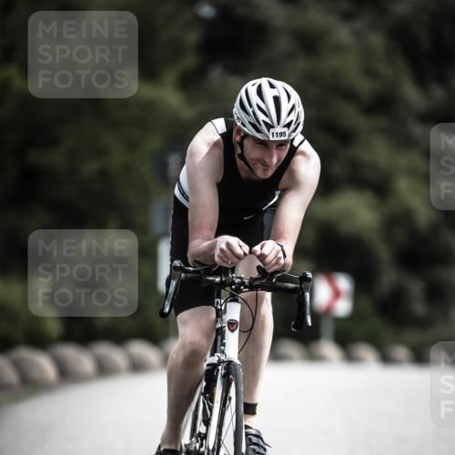 21.06.2026 - 29. Vierlanden-Triathlon H.Heesch http://msf.ph/oto/9923530 21.06.2026 13:30:47 Radfahren 1195 meine-sportfotos.de